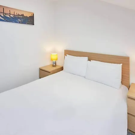2-bedroom Serviced 4 Marske-by-the-Sea